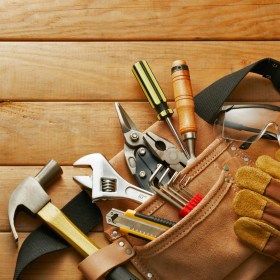 hand-tools-safety-glasses-wooden-floor